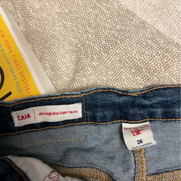 Vintage high waisted TRUE RELIGION jeans - Picture 4 of 6